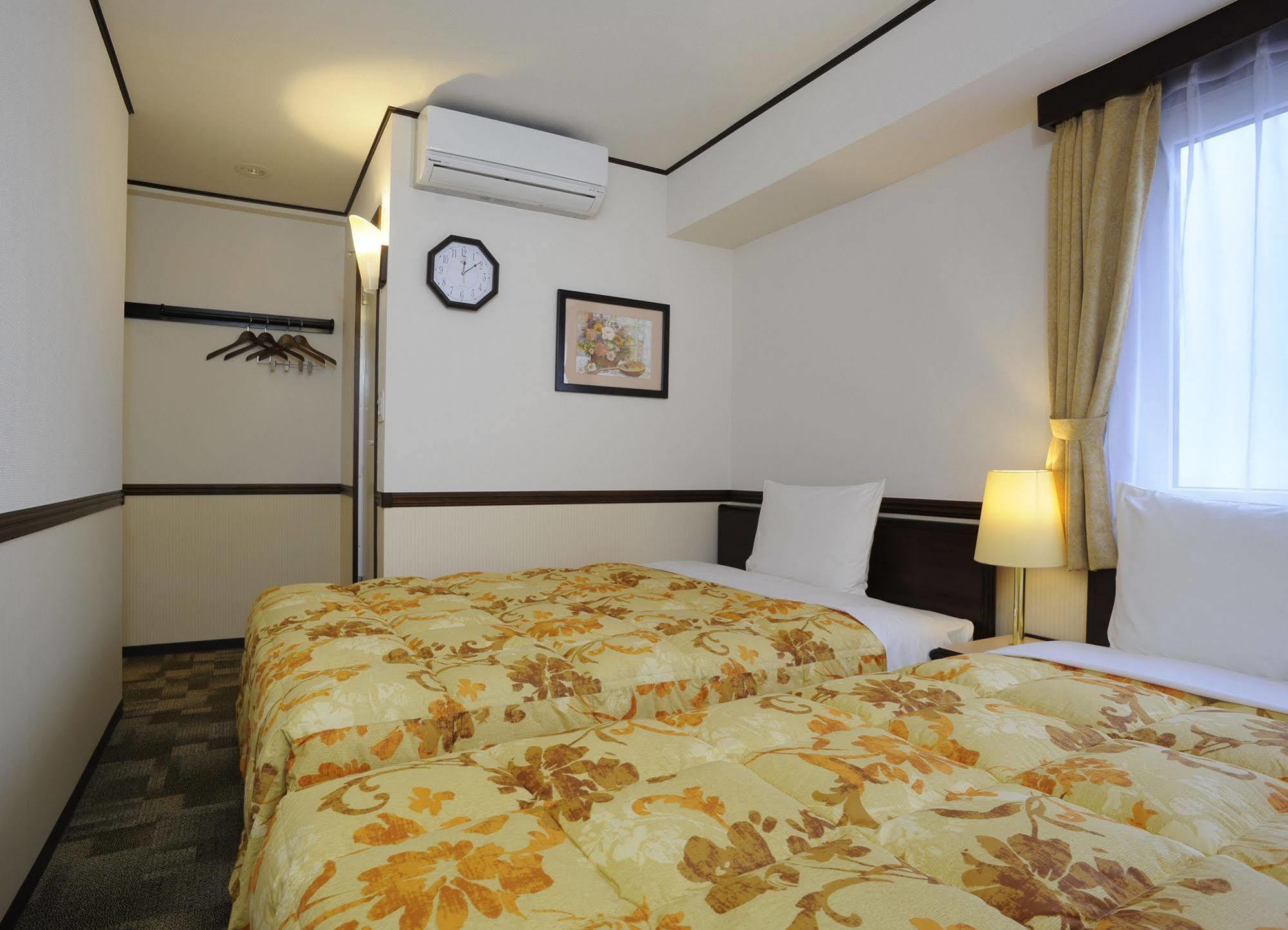 Toyoko Inn Fujisan Numazu Eki Kita Guchi No 2 Exterior foto